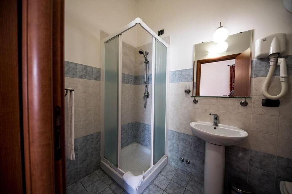 Domus Appia 154 B&B Roma Esterno foto